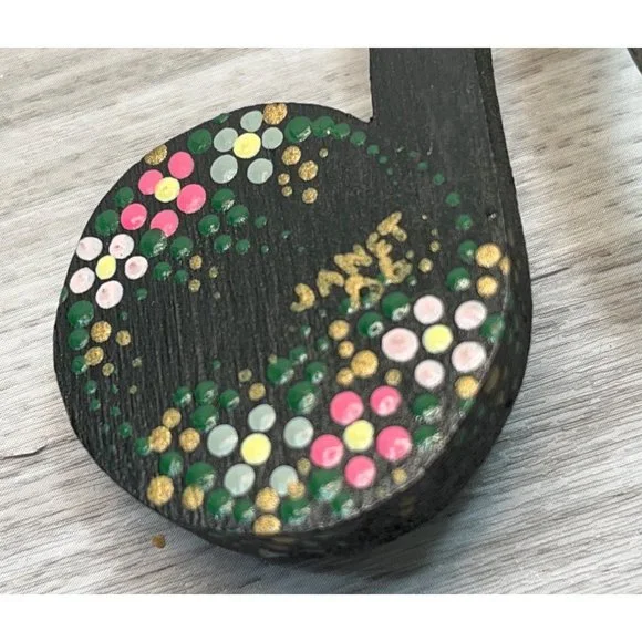 Music Eighth Note Brooch Pin Black Floral Vtg Hand Painted Wood 'Janet' - Picture 2 of 6